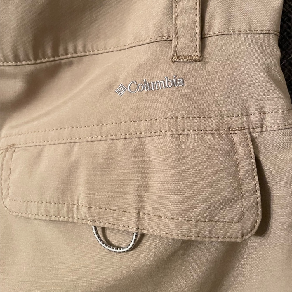 Columbia Women’s Trail 10” Shorts - Picture 3 of 5